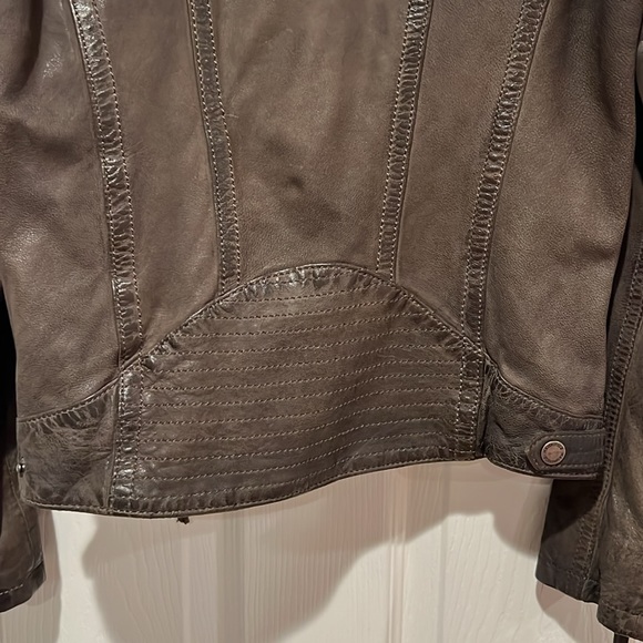 Mauritius leather jacket - Picture 4 of 6